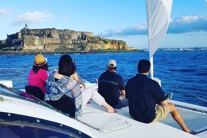 San Juan Bay Day Sail with Drinks Included - A small boat with a friendly crew