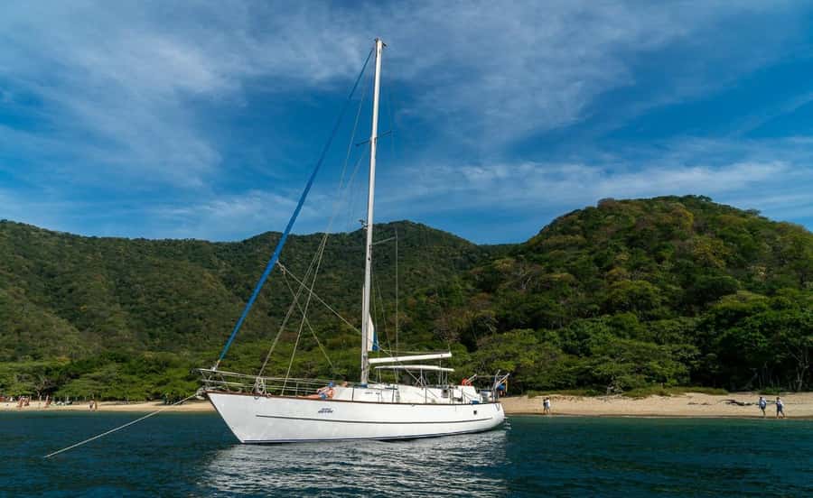 Santa Marta: Sailing Tour to Tayrona Park with Luis' Team - Setting out from Santa Marta International Marina at 10:30 am