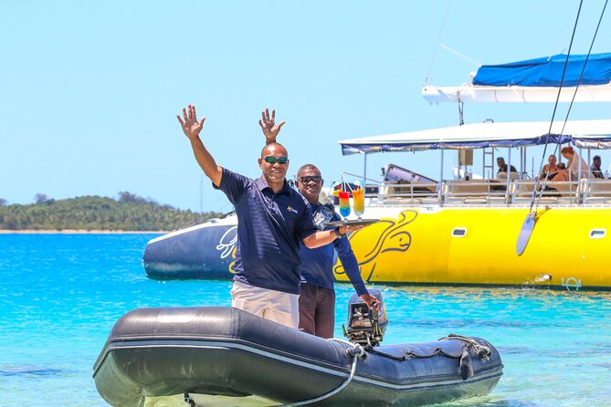 South Sea Sailing Full Day Trip (5 years and above only) - A lively crew and a relaxed mood