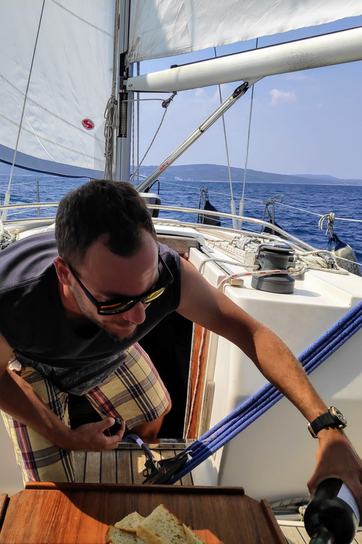 Split: Full Day Sailing Tour to Šolta Island and Brač Island - A small sailboat is the right size for this route