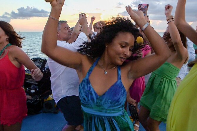 St. Augustine Live Music Cruise with Drinks and Sunset Option - What is included in the drink service