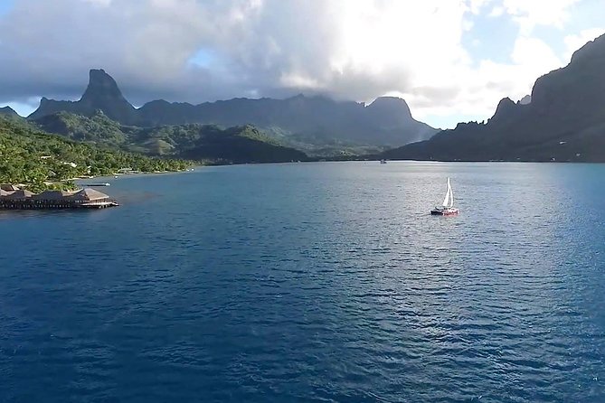 Sunset Cruise : Moorea Sailing on a Catamaran named Taboo - Watching the sun go down from the reef