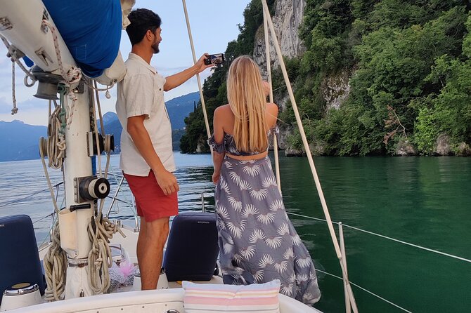 Sunset sailing on lake Como with Private Skipper - Weather, cancellations, and route changes