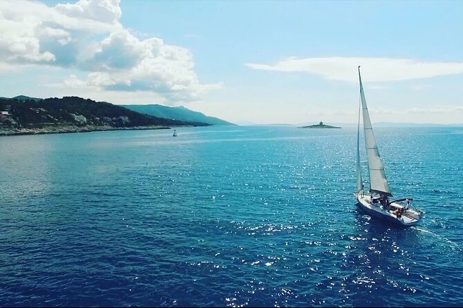 Sunset Sailing Tour on the Pakleni Islands - Who will enjoy this Hvar sunset sail?