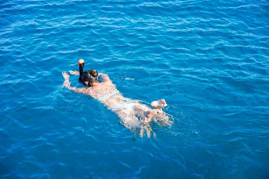 Valencia: Sailing Catamaran with Swimming & Optional DJ - How much coast will you actually see?