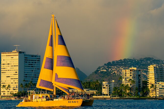 Waikiki Beach Sunset Sail - Sunset timing and the weather gamble