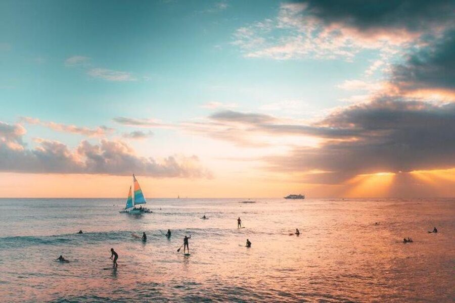 Waikiki Beach: Turtle Snorkeling and Sailing on Hāwea - What snorkeling at Turtle Canyon feels like
