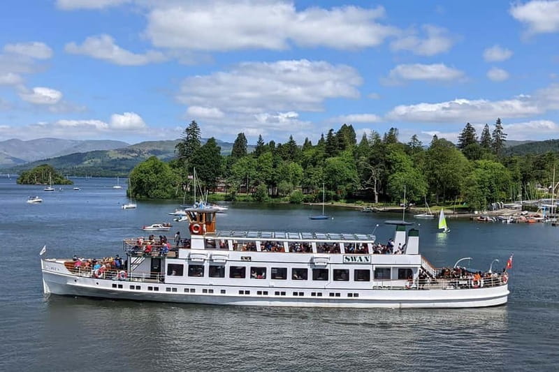 Windermere Yellow Cruise: Sail between Bowness and Lakeside - Choosing between the 90-minute cruise and a stopover